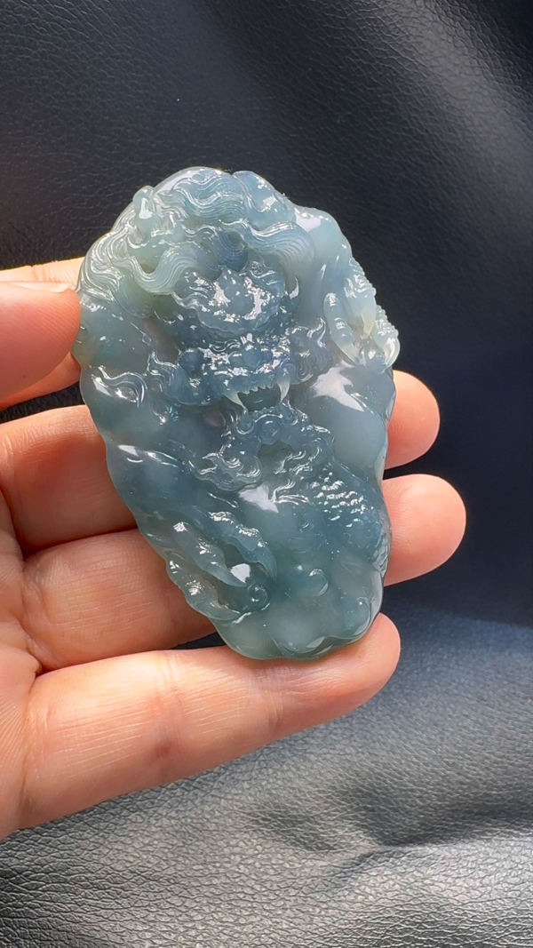 翡翠A貨玉器紫羅蘭龍牌翡翠吊墜 69-45-11mm - Image 4