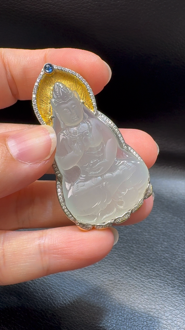 18K翡翠A貨玉器觀音翡翠吊墜 整個 52-30-9mm - Image 3