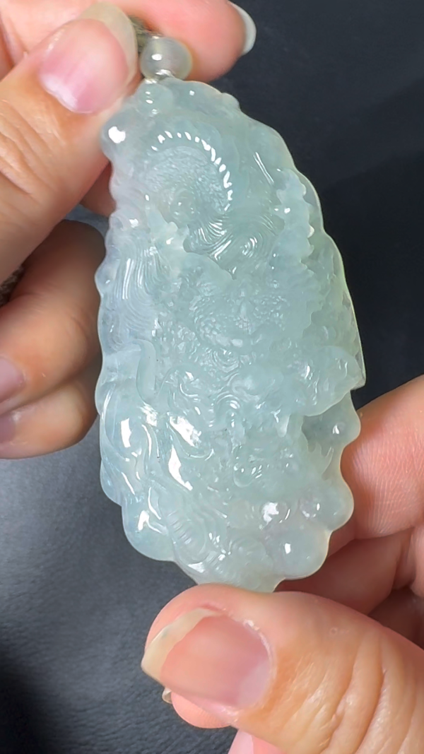 翡翠直播商品#48 - 精雕龍牌翡翠吊墜