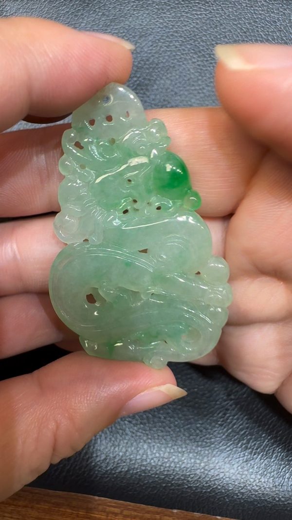 翡翠直播商品#75 - 翡翠龍牌吊墜 - Image 4