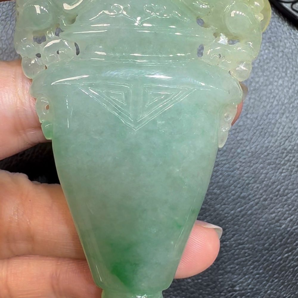 翡翠直播商品#76 - 招財貔貅寶瓶（保平安）翡翠吊墜