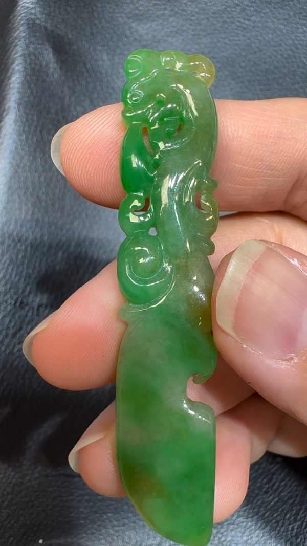 翡翠直播商品#79 - 翡翠府上有龍牌吊墜