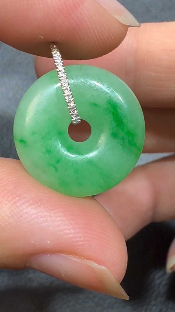 翡翠直播商品#96-18K白金鑽石翡翠平安扣 - Image 3
