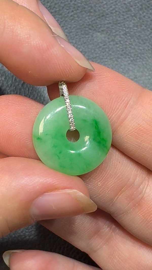 翡翠直播商品#96-18K白金鑽石翡翠平安扣 - Image 5