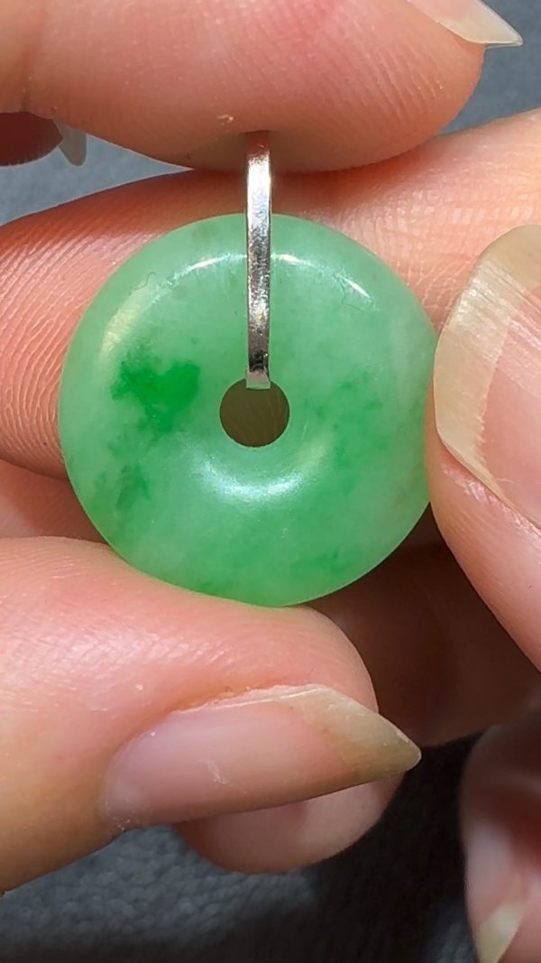 翡翠直播商品#96-18K白金鑽石翡翠平安扣 - Image 6