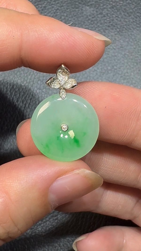 翡翠直播商品#98-18K白金鑽石翡翠平安扣 - Image 2