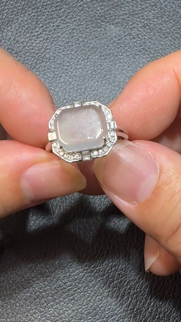 翡翠直播商品#104-18K白金鑽石翡翠方面戒指 - Image 4