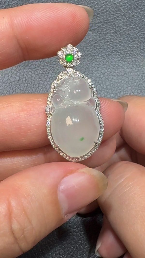 翡翠直播商品#107-18K白金鑽石翡翠猴桃翡翠吊墜 - Image 3