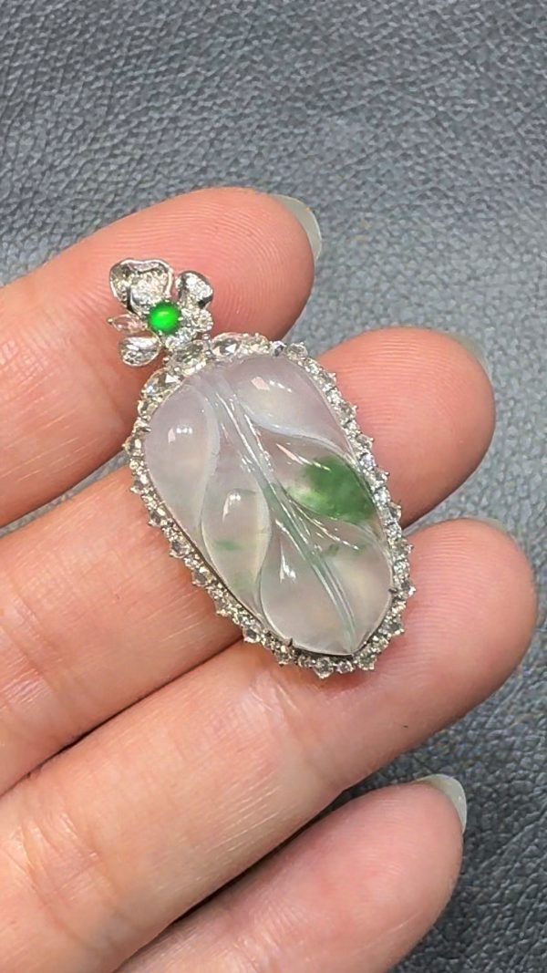 翡翠直播商品#109-18K白金鑽石翡翠樹葉吊墜 - Image 4