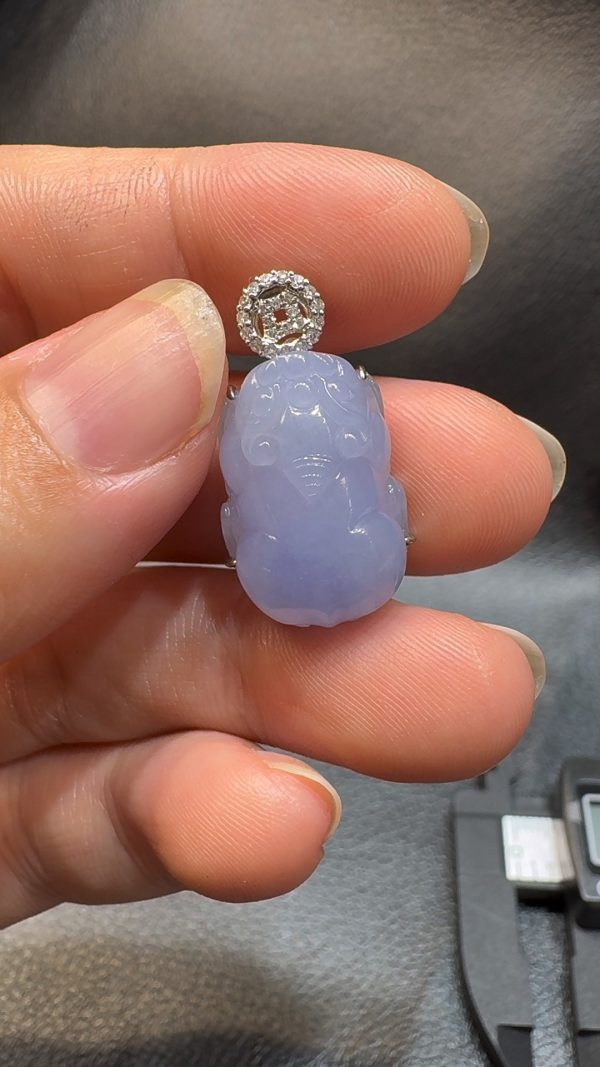 翡翠直播商品#110-18K白金鑽石紫羅蘭貔貅吊墜 - Image 3