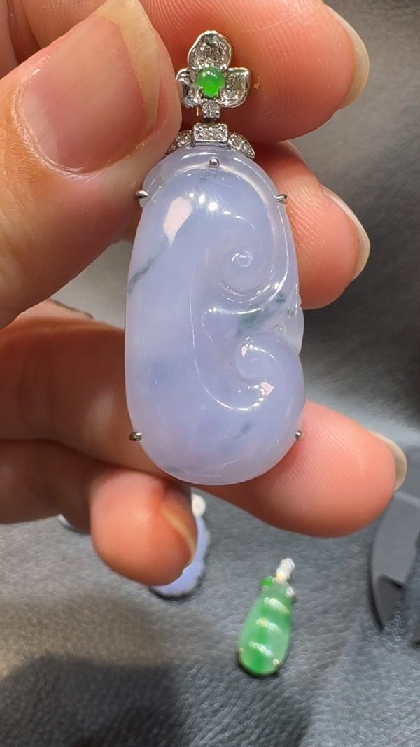 翡翠直播商品#113-18K白金鑽石紫羅蘭如意吊墜 - Image 3