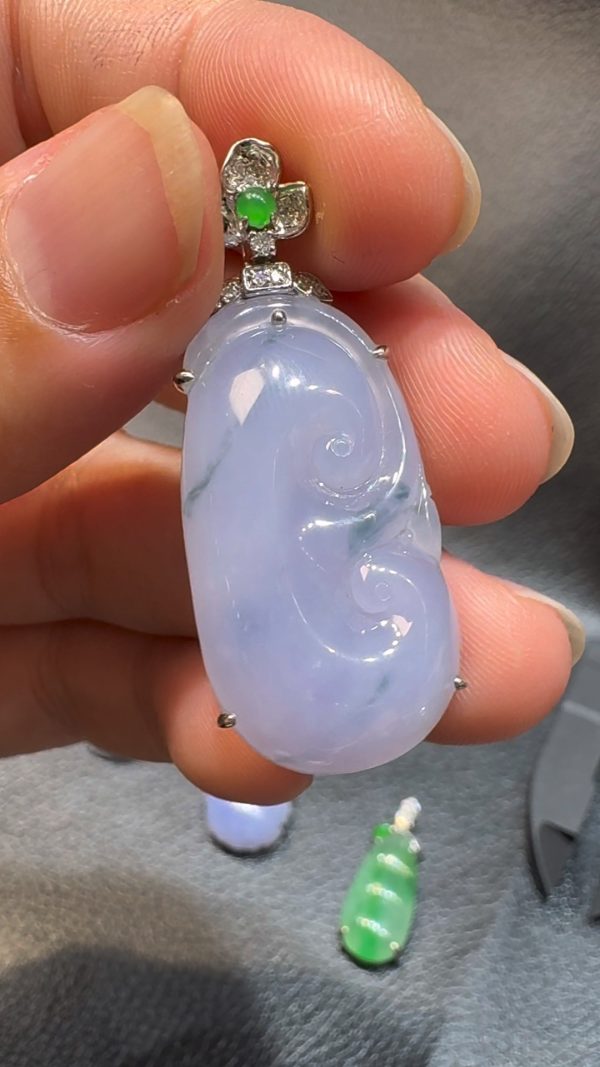 翡翠直播商品#113-18K白金鑽石紫羅蘭如意吊墜 - Image 5