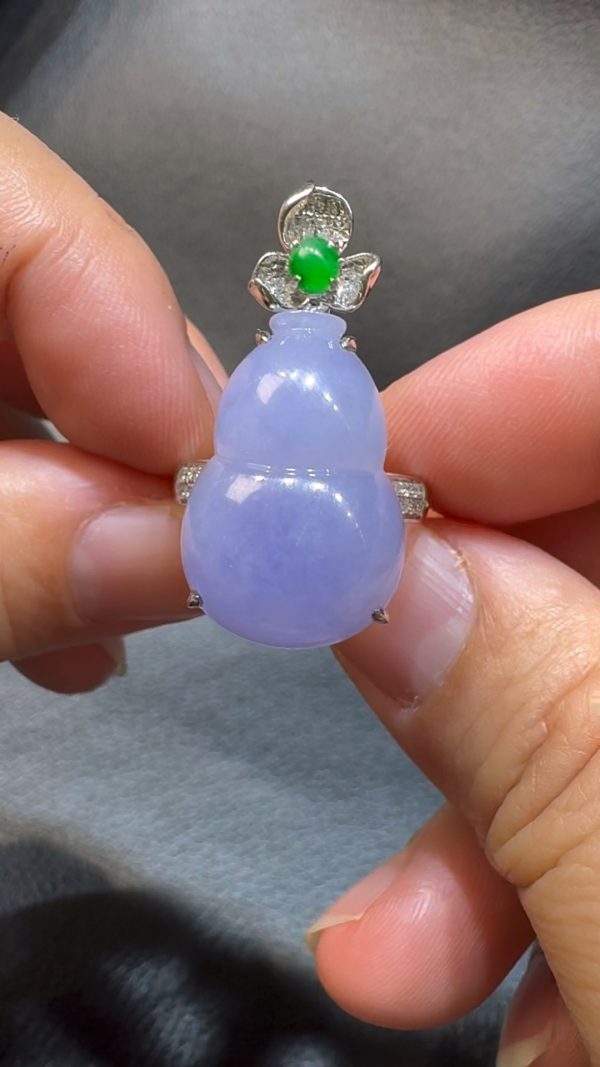 翡翠直播商品#116-18K白金鑽石紫羅蘭翡翠葫蘆吊墜戒指二用款式 - Image 3