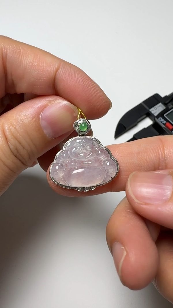翡翠直播商品#145-18K白金鑲嵌彌勒佛公翡翠吊墜 - Image 4
