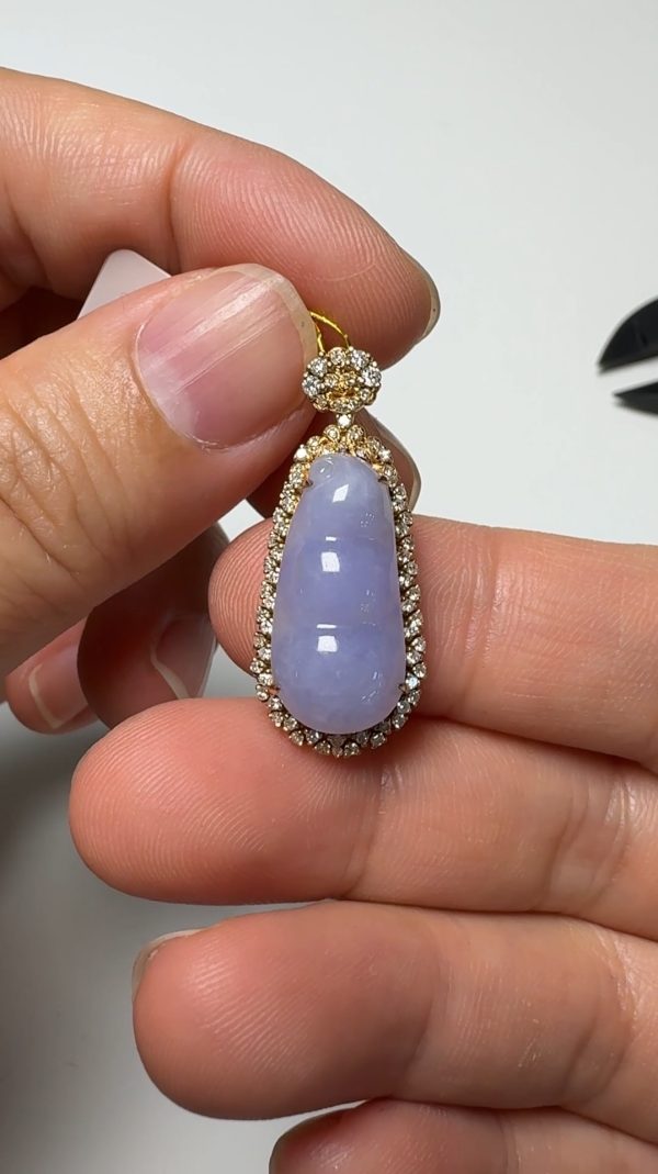 翡翠直播商品#146-18K玫瑰金鑽石福豆翡翠吊墜
