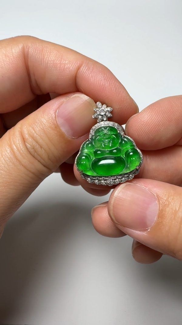 翡翠直播商品#152-18K白金鑲嵌彌勒佛公翡翠吊墜 - Image 2
