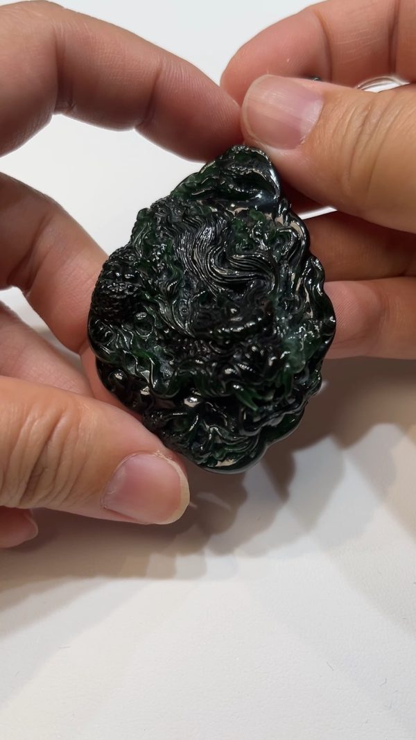 翡翠直播商品#177-特色墨翠龍牌吊墜 - Image 2
