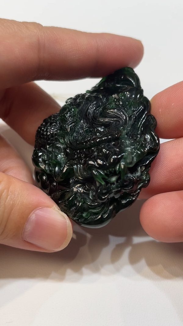 翡翠直播商品#177-特色墨翠龍牌吊墜 - Image 5