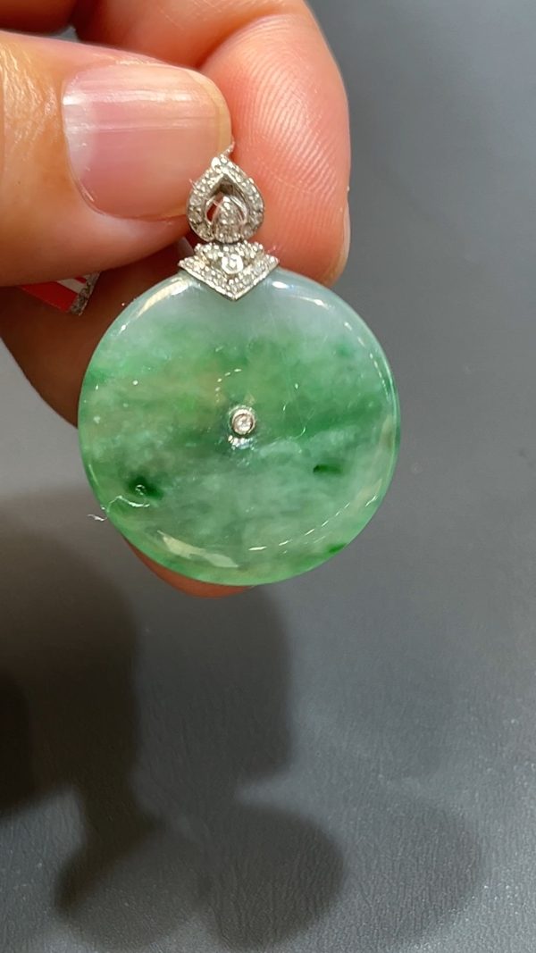 翡翠直播商品#202-18K白金鑽石平安扣翡翠吊墜 - Image 4