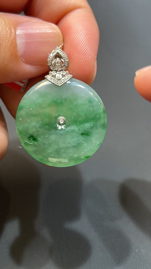 翡翠直播商品#202-18K白金鑽石平安扣翡翠吊墜 - Image 5