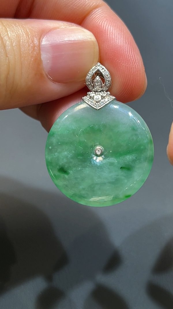 翡翠直播商品#202-18K白金鑽石平安扣翡翠吊墜 - Image 7
