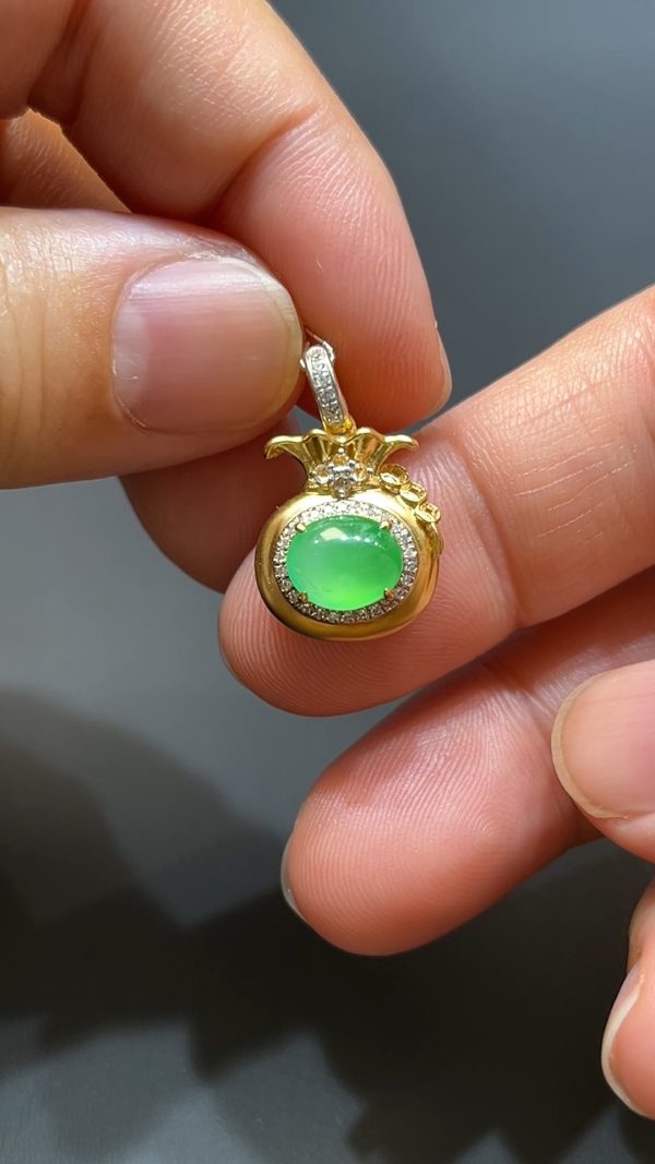 翡翠直播商品#204-18K白金鑽石錢袋福袋小挂件/吊墜 - Image 2