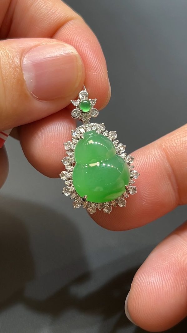 翡翠直播商品#210-18K白金鑽石鑲嵌葫蘆吊墜 - Image 4