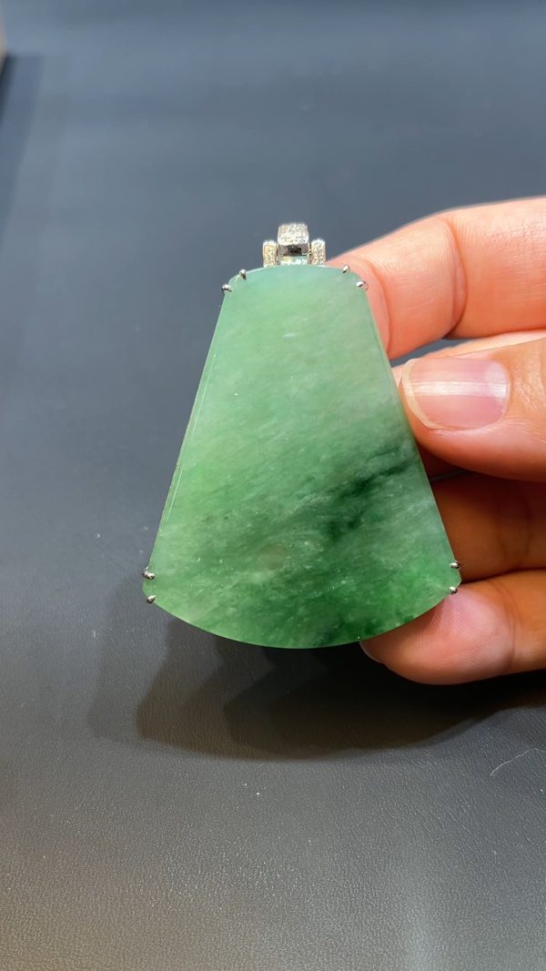 翡翠直播商品#221-18k白金鑲嵌無事牌翡翠吊墜 - Image 4