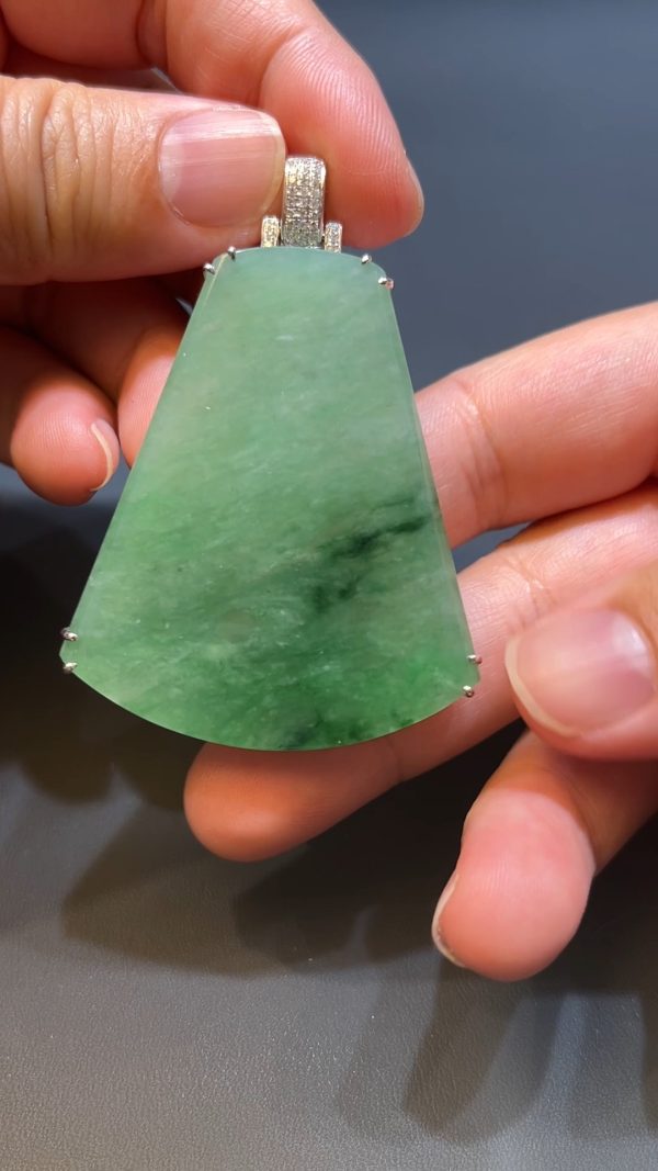 翡翠直播商品#221-18k白金鑲嵌無事牌翡翠吊墜 - Image 5