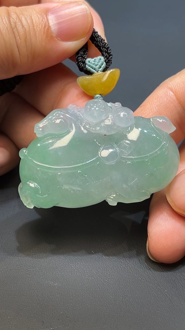 翡翠直播商品#228-唐馬馬上封侯馬上有錢吊墜