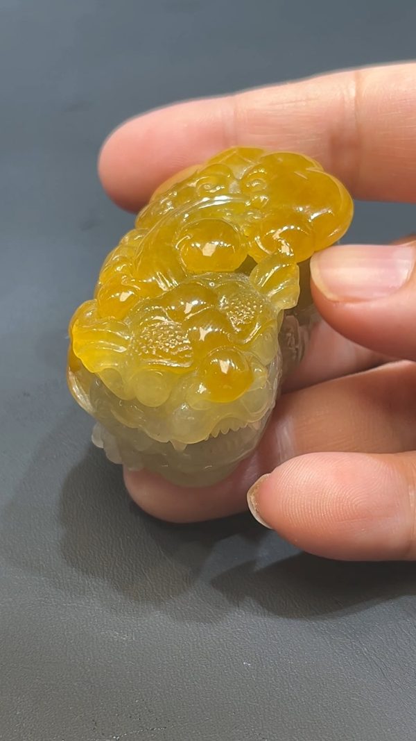 翡翠直播商品#233-黃翡翠立體貔貅吊墜 - Image 2