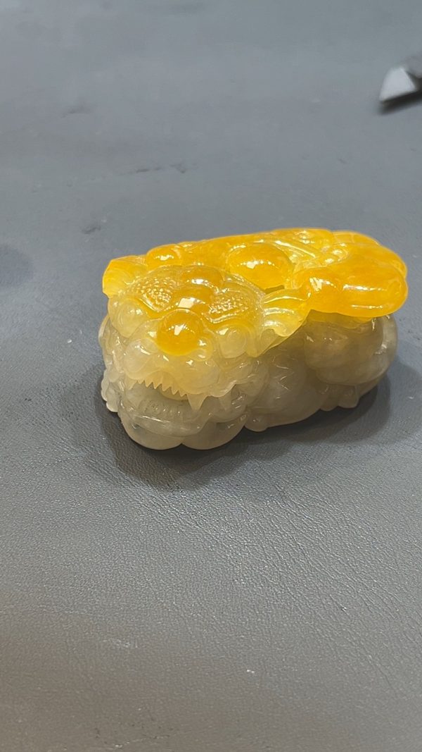翡翠直播商品#233-黃翡翠立體貔貅吊墜 - Image 9