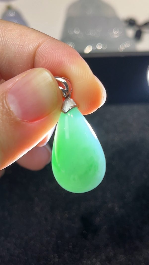 天然A級翡翠  清潤如初｜天然A級翡翠白金鑲嵌水滴吊墜  翡翠直播#274 - Image 10