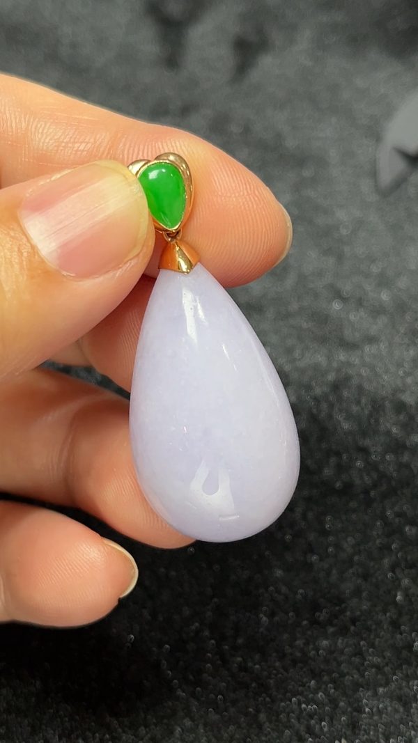 水潤生輝｜天然A級翡翠18K金鑲嵌水滴吊墜 #298 - Image 5