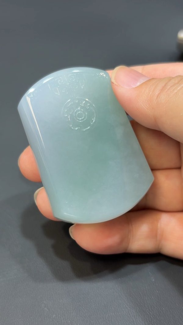 沉靜之力｜天然A貨厚板翡翠古風牌墜飾 #315 - Image 5