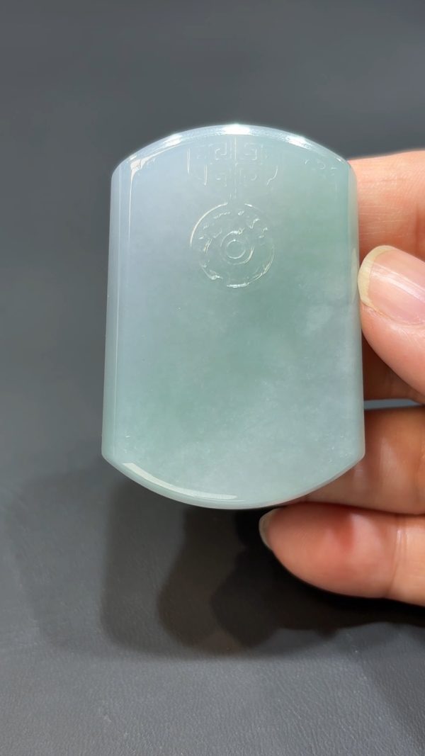 沉靜之力｜天然A貨厚板翡翠古風牌墜飾