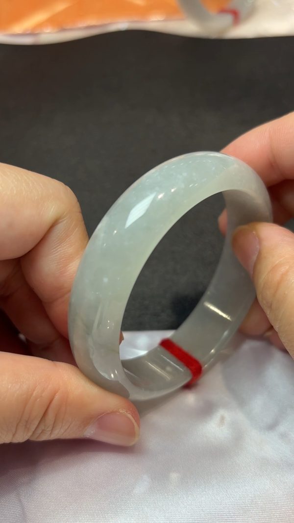 翡翠素韻｜白色糯冰種玉手鐲（直播編號322｜內徑53.8mm） - Image 4