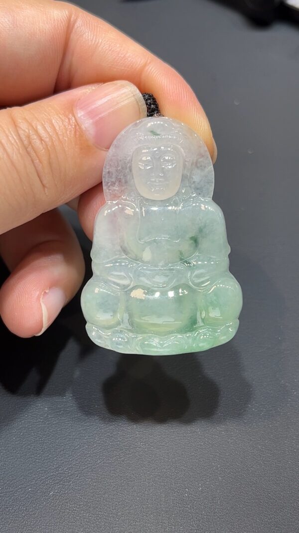 翡翠玉器精選 清韻護心・飄花觀音正裝翡翠吊墜 編號#361 - Image 5