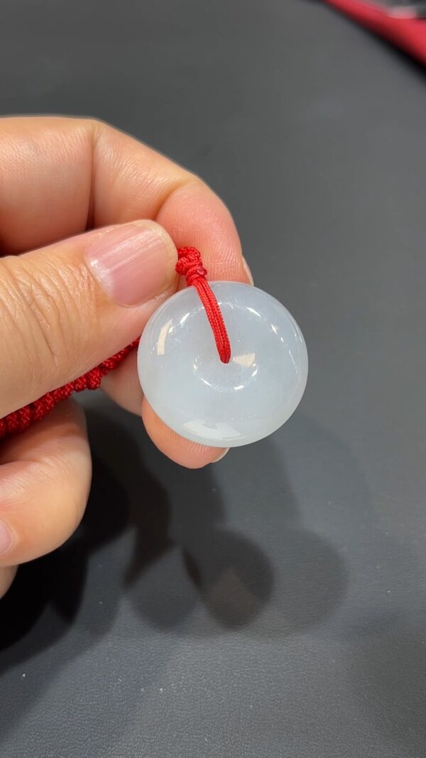 翡翠玉器精選 幼潤玉扣・#374純淨小巧翡翠平安扣 - Image 4