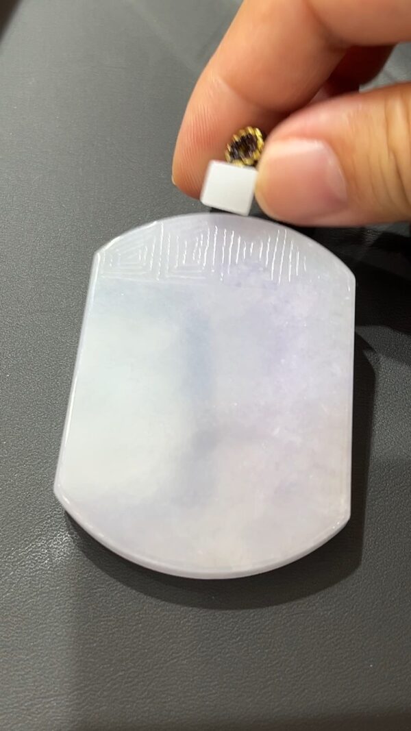 典雅靜謐．淺紫翡翠無事牌 編號382 - Image 3