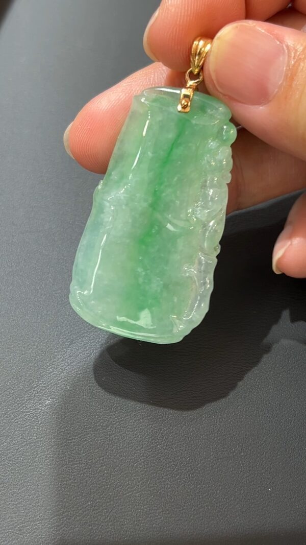 富貴節節．18K黃金翡翠竹節吊墜 - Image 2
