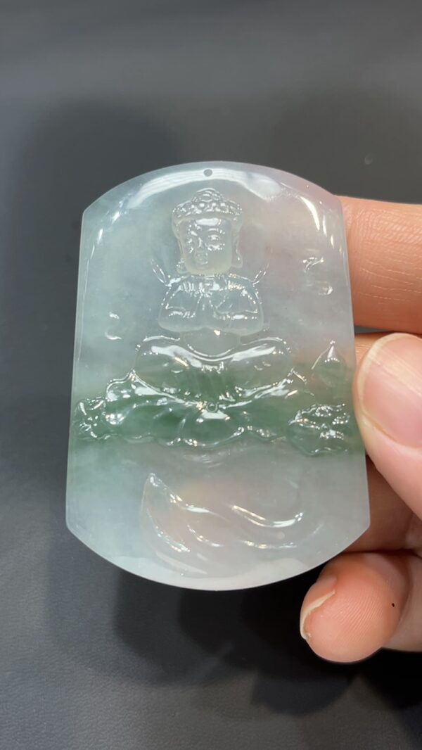 翡翠玉器精選 蓮上童心・高品質翡翠寶寶佛玉吊墜 編號# 428