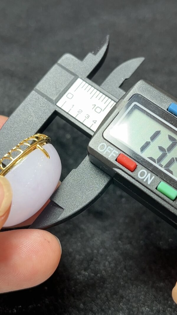 淺紫色翡翠蛋面吊墜 18K 黃金花形扣頭設計天然玉器精品 編號 #460 - Image 6