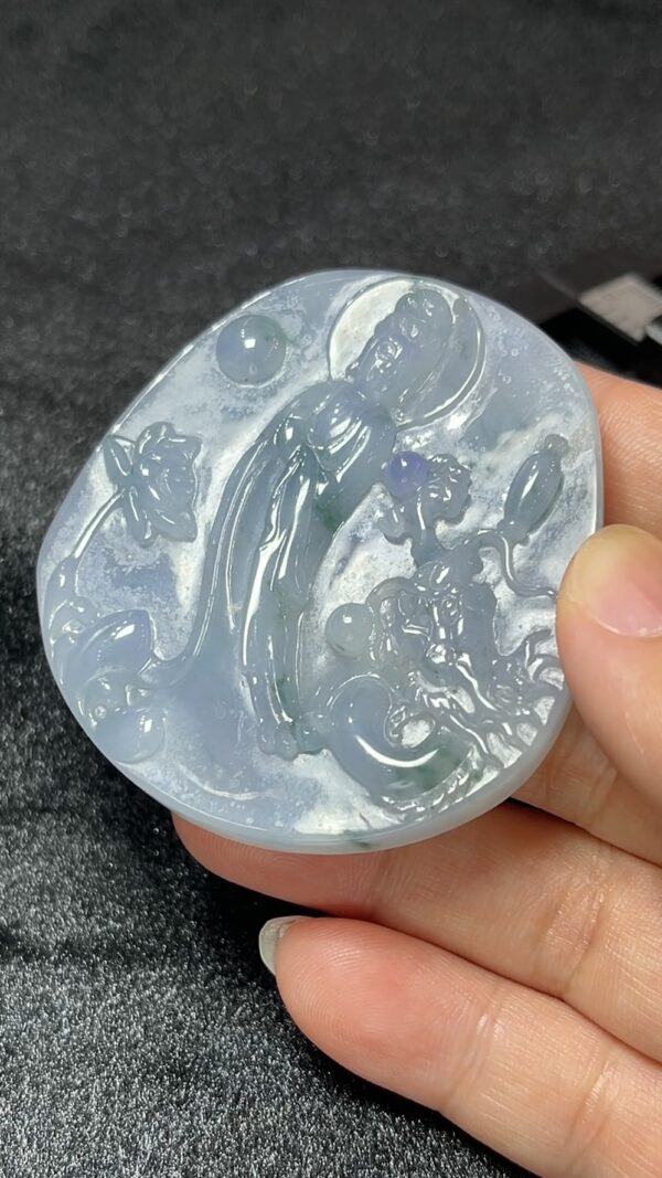 紫羅蘭翡翠 觀音側身凝望神龍雕刻吊墜 編號 #461 - Image 3
