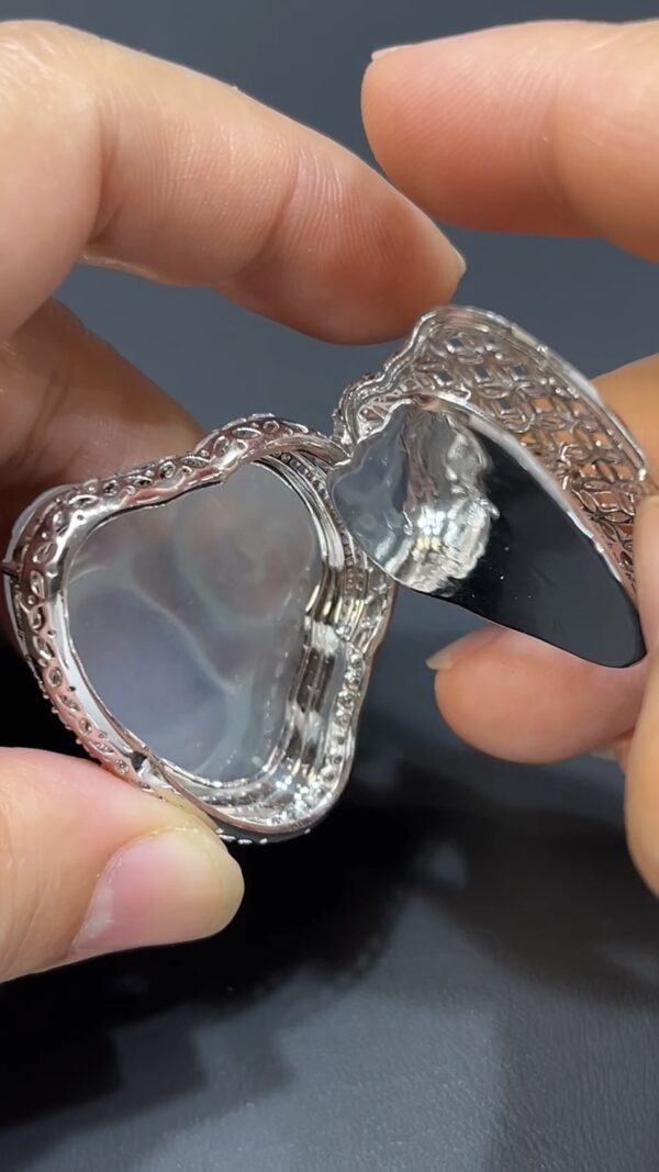 天然白翡翠佛公吊墜｜18K白金鑲嵌工藝 商品編號#477 - Image 6