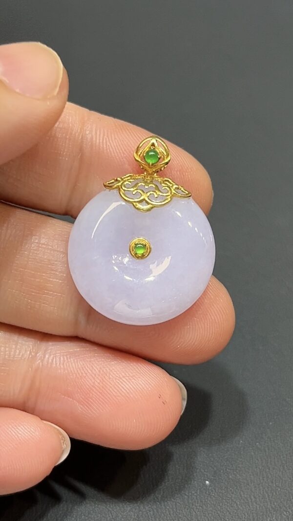 紫羅蘭翡翠算盤形平安扣吊墜｜18K黃金蕾絲花邊鑲嵌｜高雅玉器設計｜商品編號#481 - Image 7