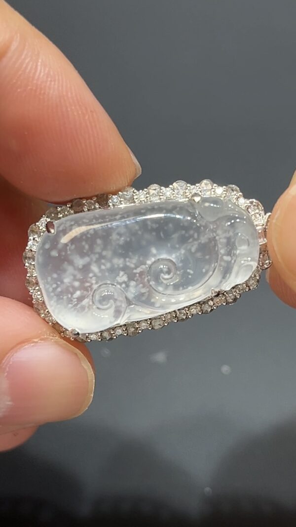 木那雪花棉翡翠如意吊墜｜18K白金鑲嵌 高級玉器精品｜商品編號#485 - Image 6