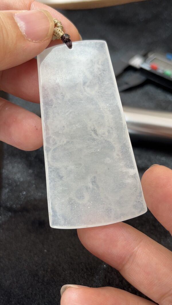 翡翠文殊菩薩吊墜｜智慧劍與蓮花雕刻｜天然 A 貨玉器推薦編號 #464 - Image 6