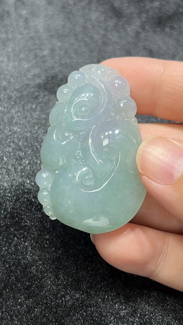 老種淺綠翡翠如意吊墜｜線條優美｜天然A貨玉器｜商品編號#287 - Image 6
