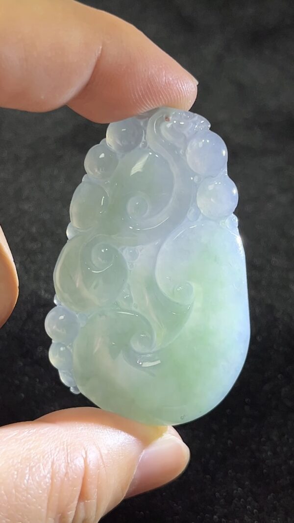 老種淺綠翡翠如意吊墜｜線條優美｜天然A貨玉器｜商品編號#287 - Image 7